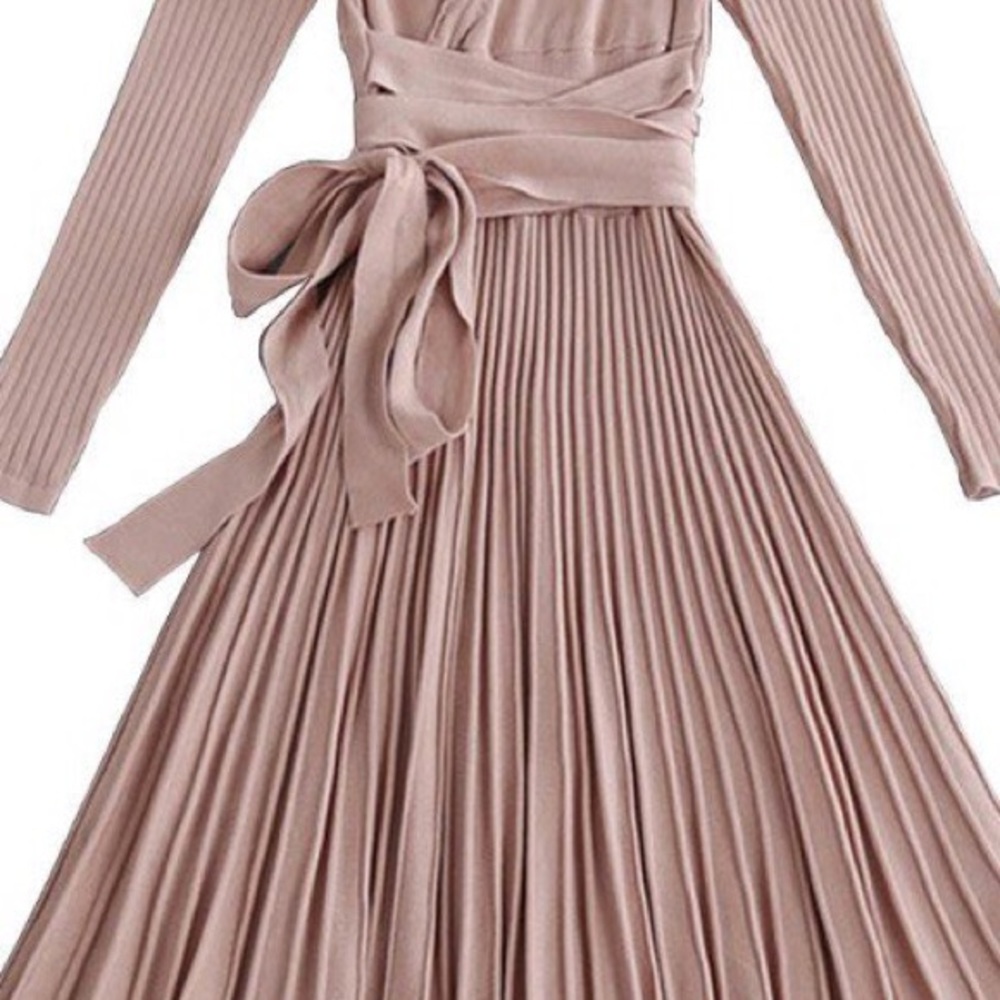 V Neck Knit Dress - Picture 8 of 8